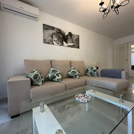 Carihuela Playa, טורמולינוס